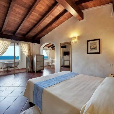 Executive Suite Colonna Resort Promo Code