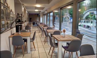 Hotel Unicornis - Housity
