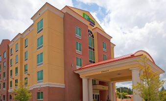 Holiday Inn Express & Suites Chaffee-Jacksonville West