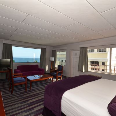 Suite with 2 Double Beds