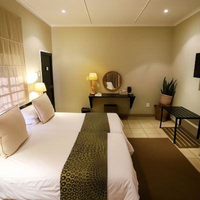 Standard Room, 1 Double or 2 Twin Beds (Sheba's Rooms)