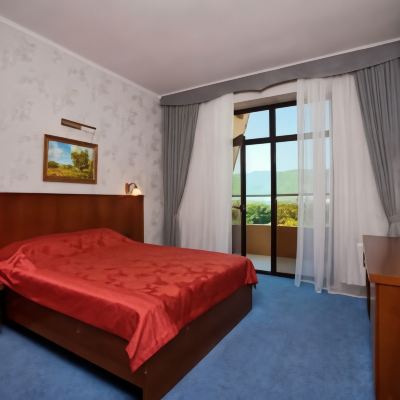 Suite Room With 2 Twin Beds Barracuda Promo Code