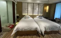 Narada Resort & Spa Phoenix Valley