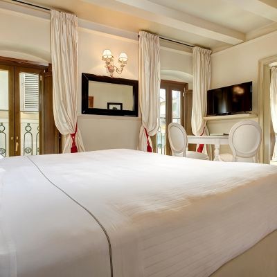 Family Suite Grand Hotel Cavour Promo Code