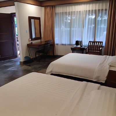 Deluxe Twin Room Kupon Kukup Golf Resort