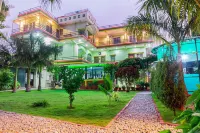 Galaxy Guest House Hotel di 