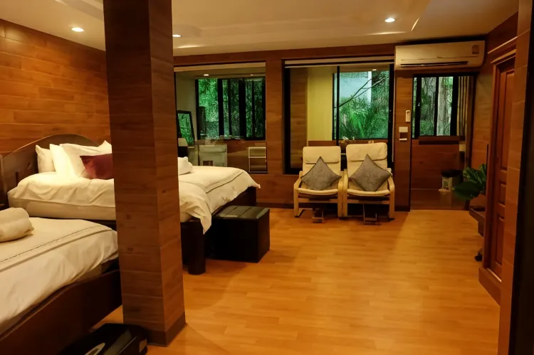 ห้องคอมฟอร์ท สำหรับสามท่าน