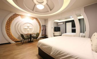Instar Hotel Yangsan