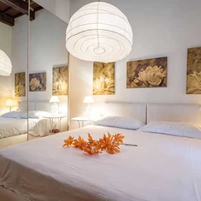 1-bedroom Apartment Uffizi Place Promo Code