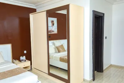 The Point Hotel & Suites Hotel di 