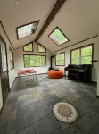 Paradise rediscovered 3-bedroom chalet in amenities rich lake community