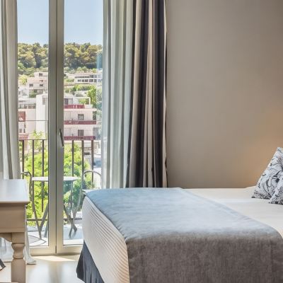 Classic Double Room High Floor Aenos Hotel Promo Code