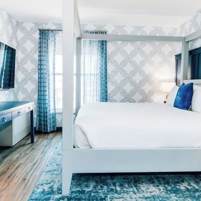 Premier King Suite Salem Waterfront Hotel & Suites Promo Code
