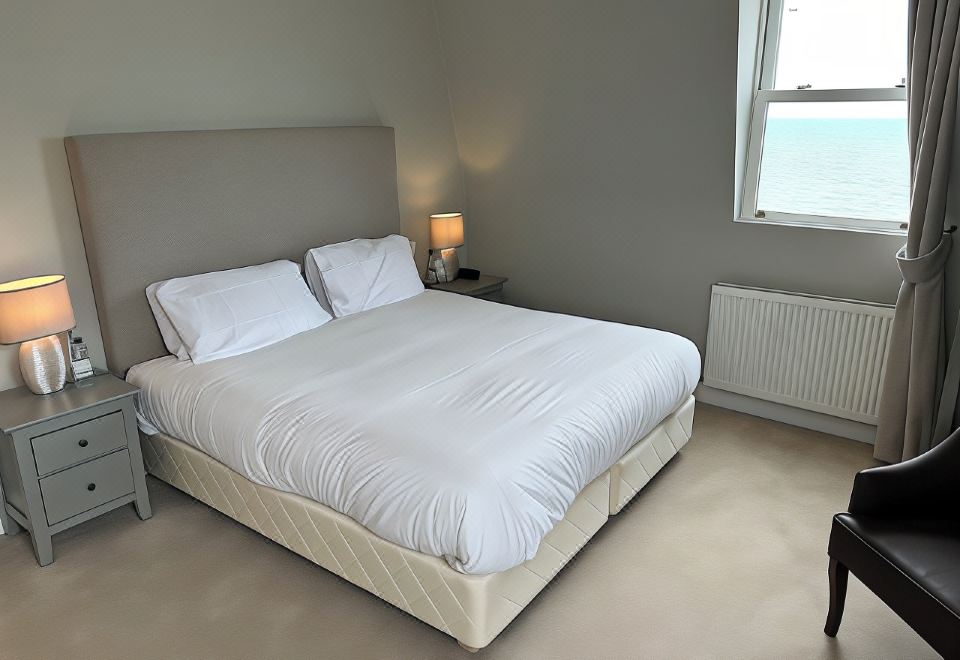 部分海景豪华大床间