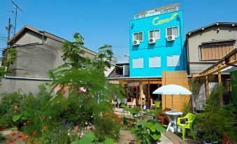 Kamagasaki University of the Arts Cafe Garden Guest House AKA Cocoroom