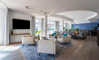 Hotel NEWBERLIN - Housity