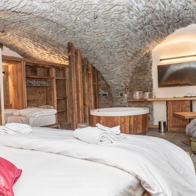 Suite Seguret with Private Jacuzzi Hotel K2 Promo Code