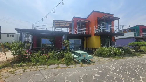 Sacheon Bito Island Marine Blue Pension