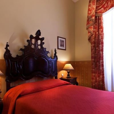 典雅大床間 布薩科皇宮酒店優惠