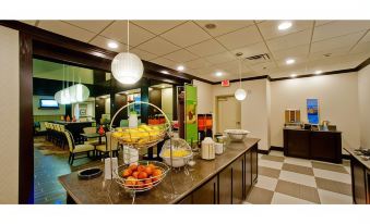 Hampton Inn & Suites Denison