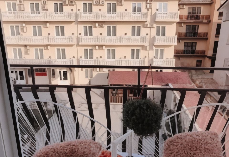 海边侧景舒适4床房