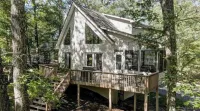 Welcome to this beautifully updated home in Masthope Community