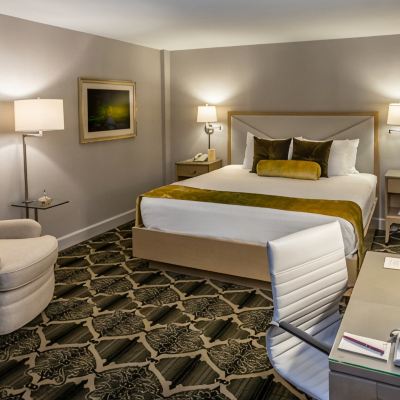 Queen Corner Suite Bell Tower Hotel Promo Code