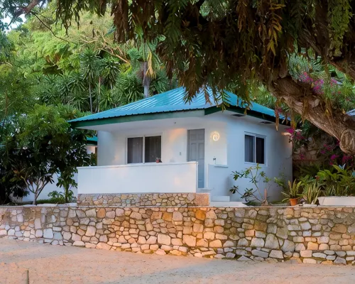 The Three P Beach Resort & Dive Center Hotels in Romblon