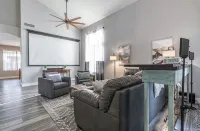 Huge 4 bedroom home filled with entertainment for all!