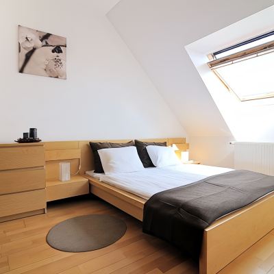 Studio Apartment1 King Apartments Promo Code