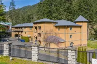 Carson Hot Springs Resort & Spa Hotels in 