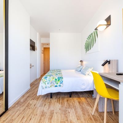 Comfort Room 2+1 Hotel THB San Fermín Promo Code