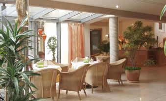 Wirth z ´ Moosham - Housity