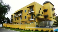 Zar Manzanillo Hotels in 