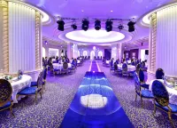 Iridium 70 Hotel