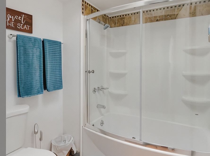 Luxurious Pool And Hot Tub Oasis-Stunning Private Retreat