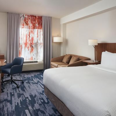 Room With 1 King Bed And Tub-Non-Smoking And Mobility Accessible Fairfield Inn & Suites by Marriott Orlando International Drive/Convention Center Promo Code