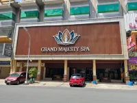 Grand Majesty Hotel