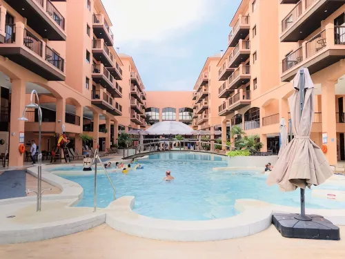Estúdios Modernos em Resort pé na Areia - Jurerê Beach Village Jbvjr