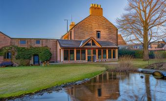 Tigh Na Leigh - Housity