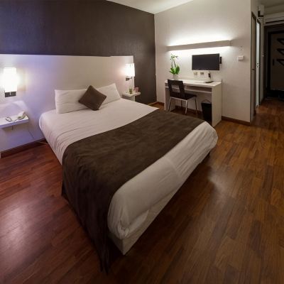 Standard Double Room Hôtel des Etats-Unis Promo Code