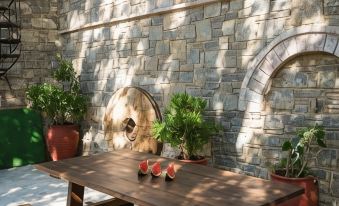 Cozy Residences in the center of Volissos Village - Lydia Lithos- - Housity