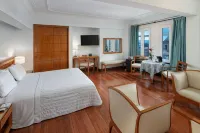 Hotel de La Opera Hotels in 