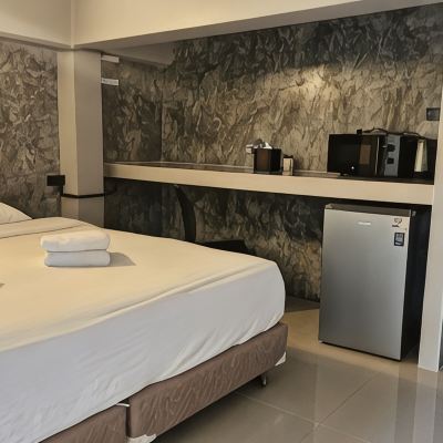 Deluxe King Room Classic Home Promo Code