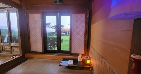 Goheung Pet Friendly Hanok Temple Stay