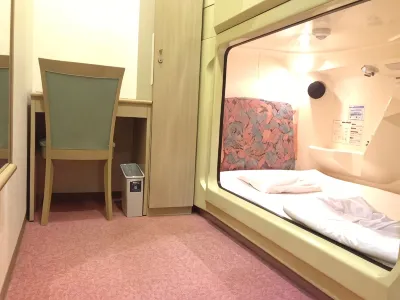 Capsule&Spa Grand Sauna Shinsaibashi Hotel di 