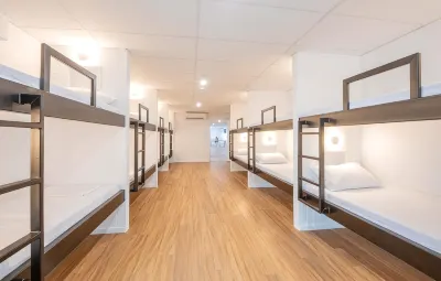 Bounce Airlie Beach Hotels in 