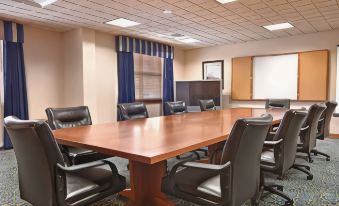 Wingate by Wyndham Ellicottville - Housity