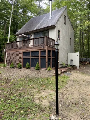 Renovated 3 bedroom 2 bath Smart Home in desirable Waterville Valley Estates