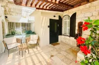 Mamilla View- Suites & Apt Hotel